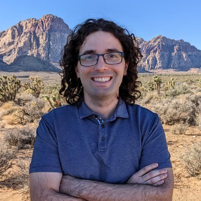 Matteo Circle Headshot